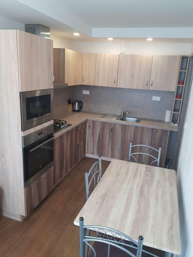 Vip Apartmany Zabnik Прьевидза Экстерьер фото