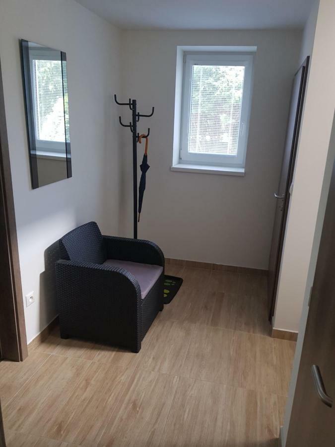 Vip Apartmany Zabnik Прьевидза Экстерьер фото